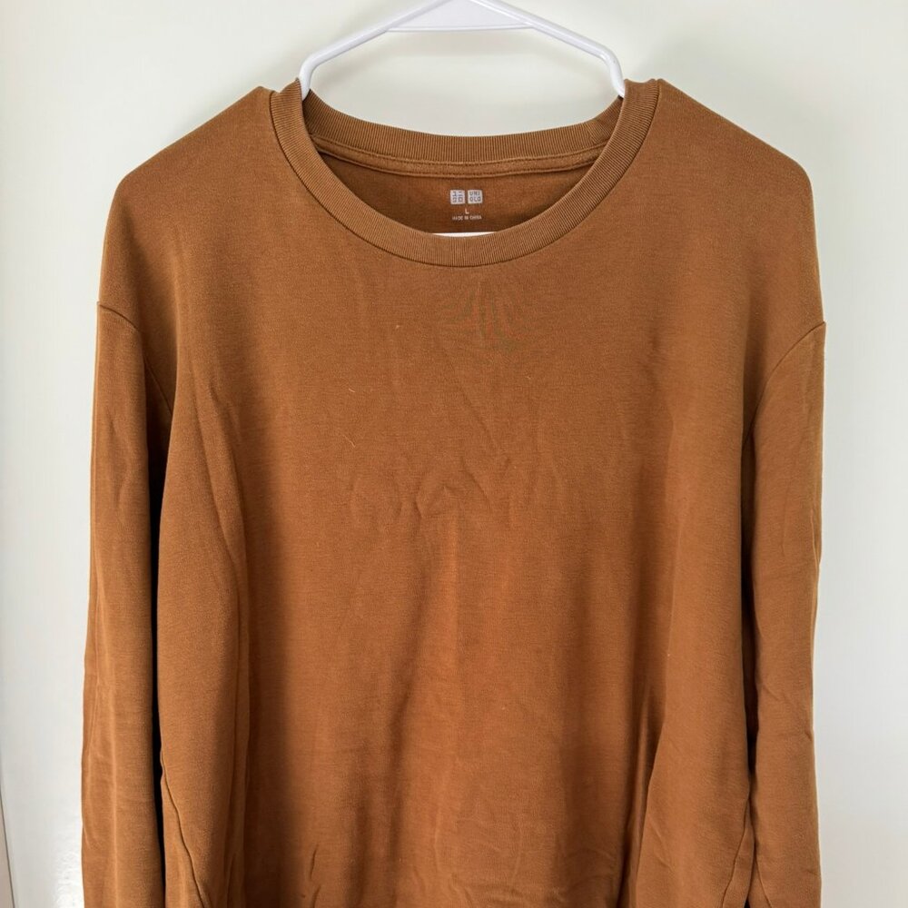 Uniqlo U Long Sleeve Crew Neck Tee | Size Large | Brown Minimalist Fit